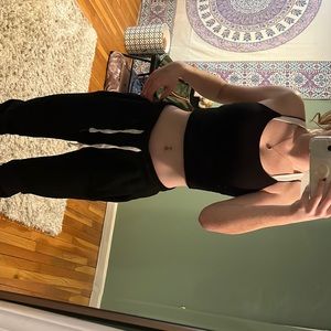 GARAGE CAMI BLACK CROP TOP